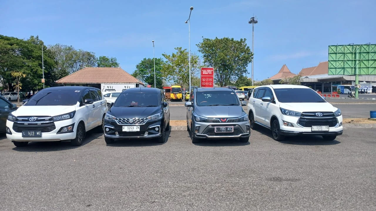 Armada Kendaraan Premium